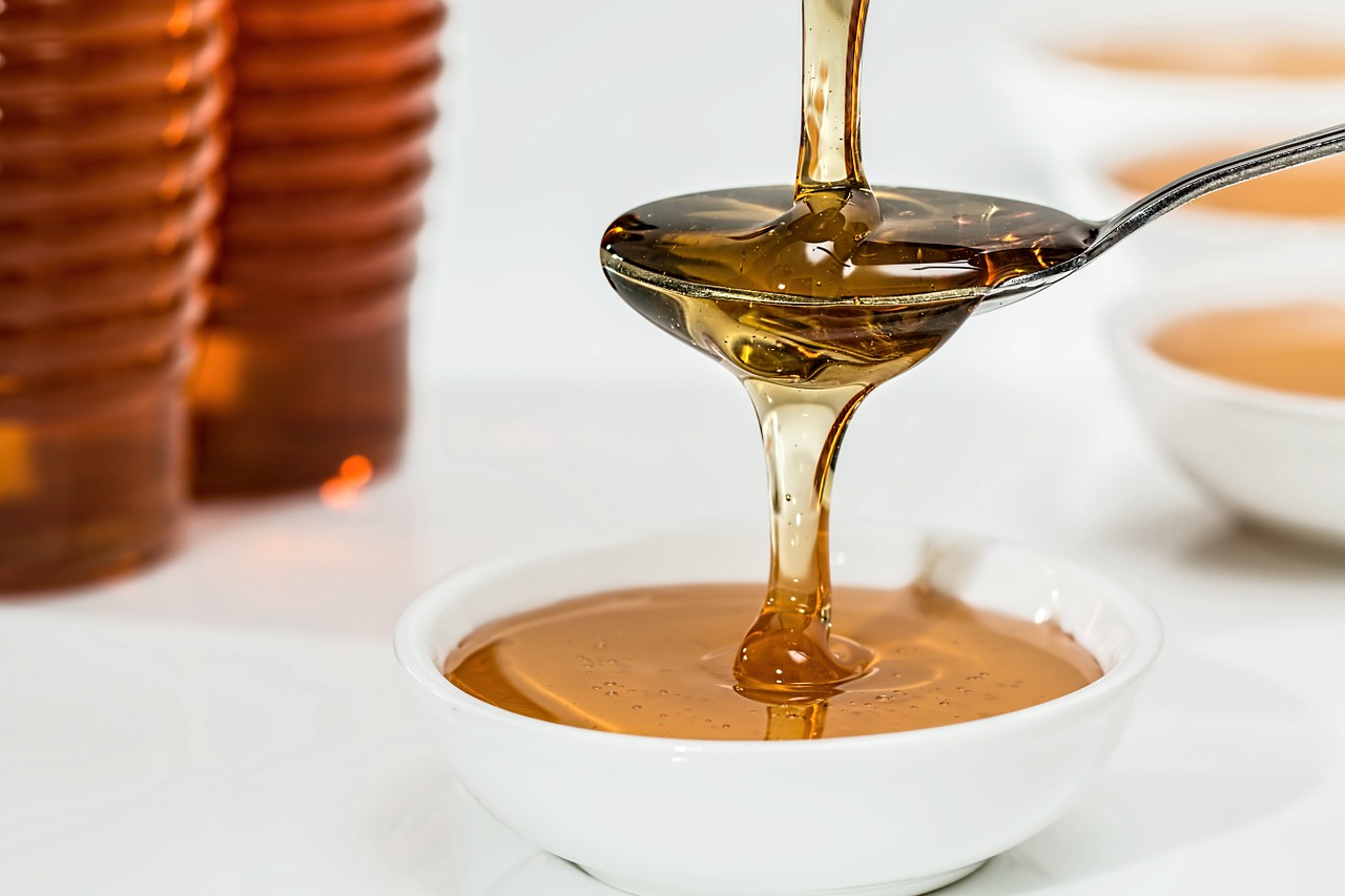 honey, syrup, pouring-1006972.jpg