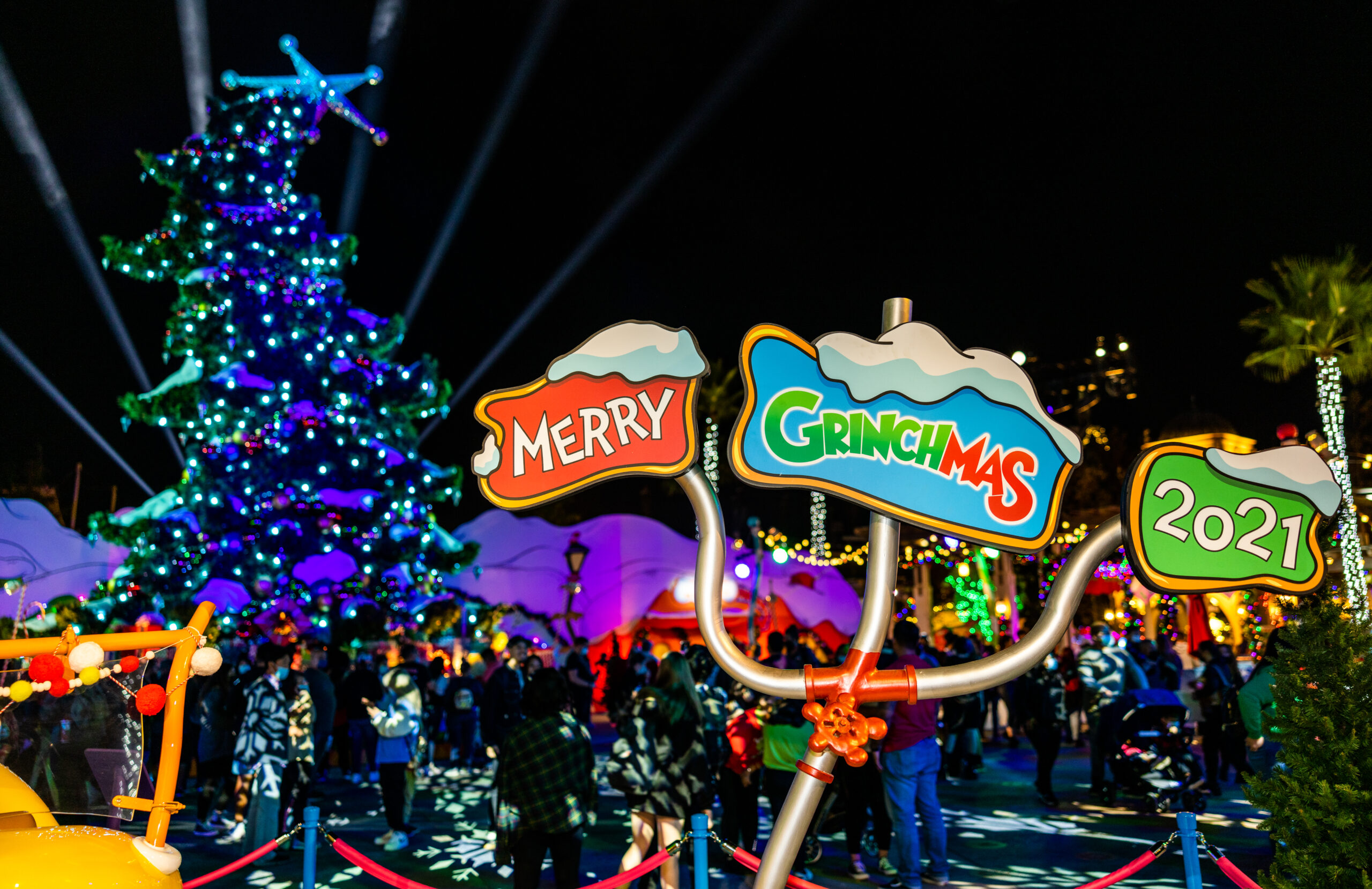 不一樣的聖誕節: Universal Studios Hollywood的Grinchmas!!!